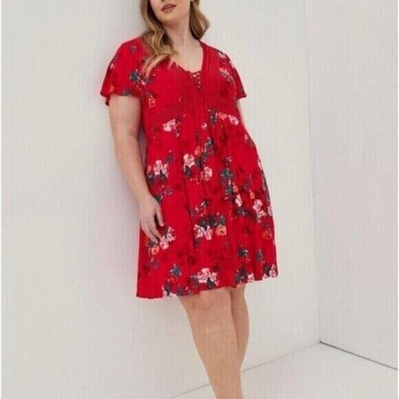 Torrid Red Floral Plus Size A-Line Dress Lace Detail w/ Pockets Size 2X - Picture 2 of 13